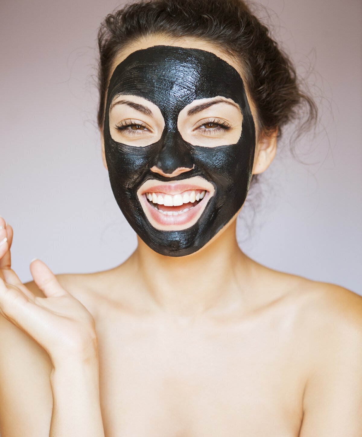 Jupiter chemical peels model with face mask